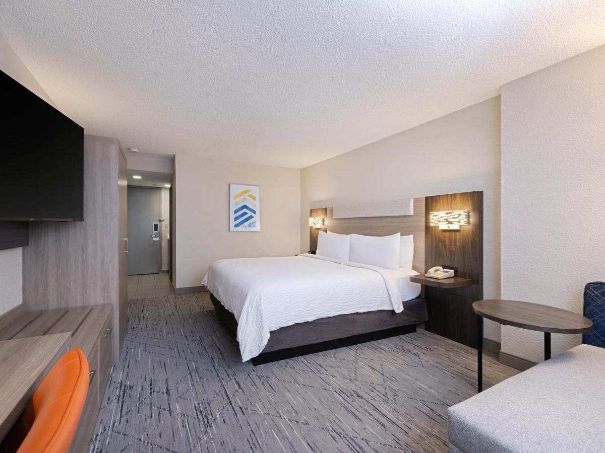 Holiday Inn Express Hotel & Suites Ft. Lauderdale-Plantation By Ihg Exterior photo