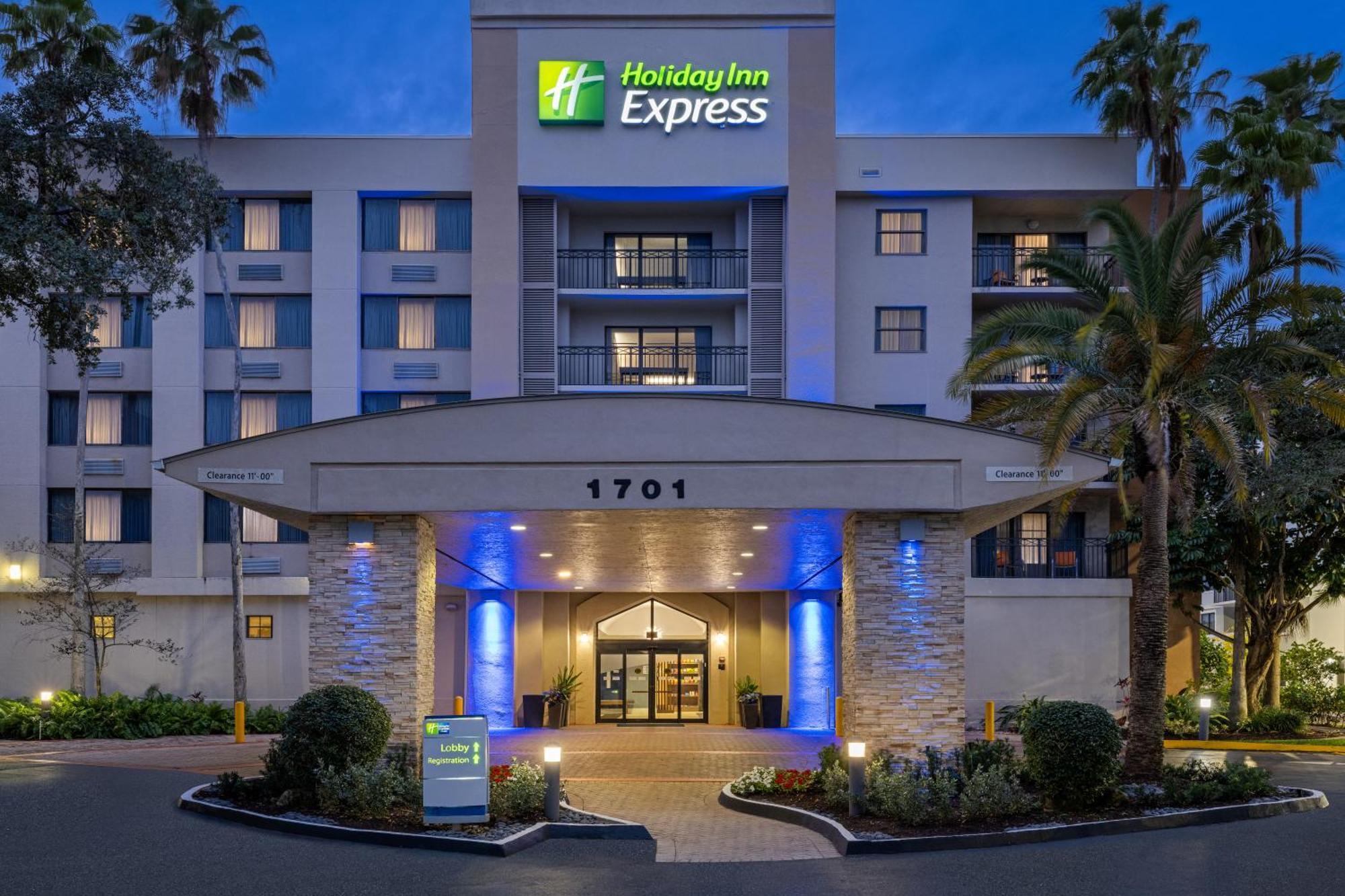 Holiday Inn Express Hotel & Suites Ft. Lauderdale-Plantation By Ihg Exterior photo