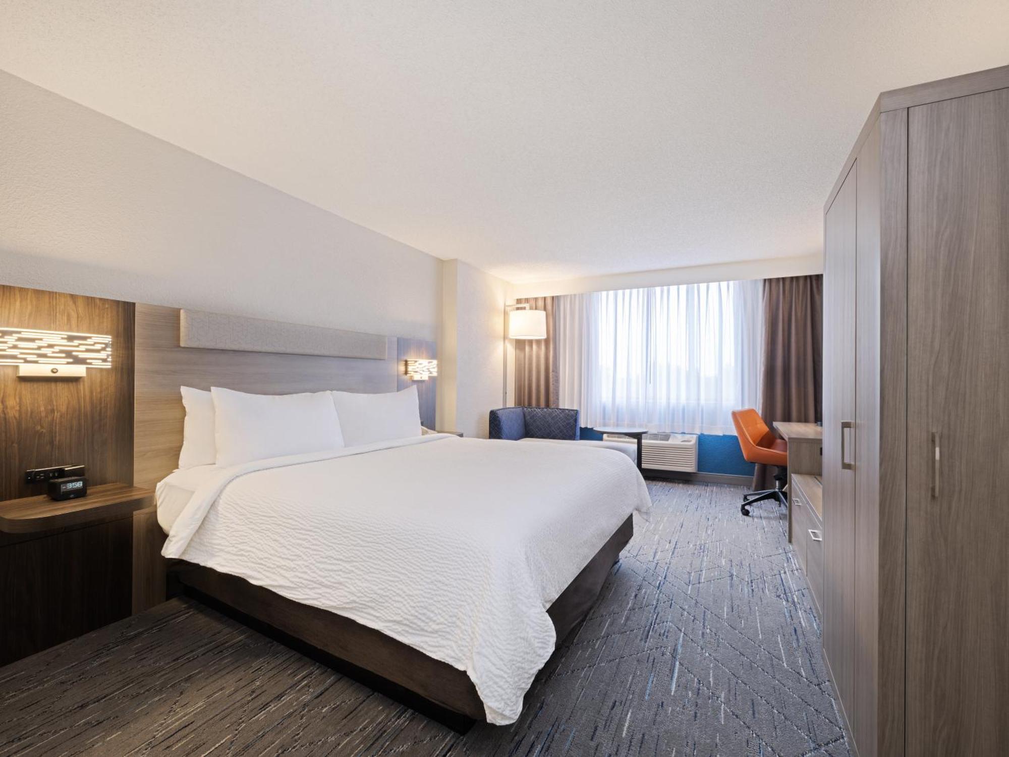 Holiday Inn Express Hotel & Suites Ft. Lauderdale-Plantation By Ihg Exterior photo